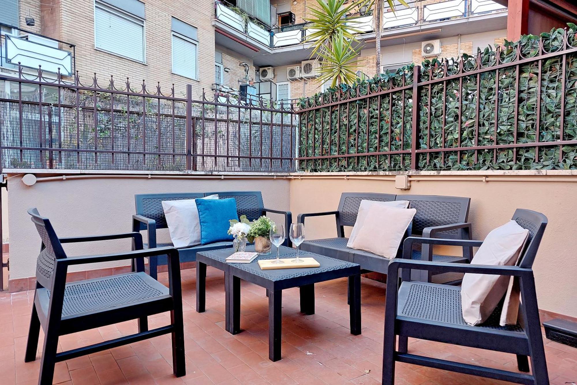 La Terrazza Di Christian Apartment *